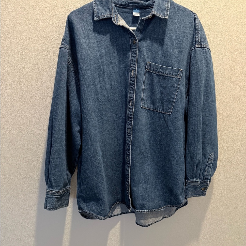 Old Navy women's Oversized fit Casual Denim Button-Down Shirt